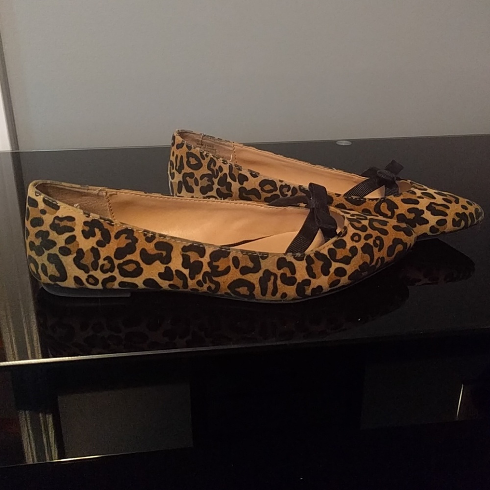 LC leopard print flats