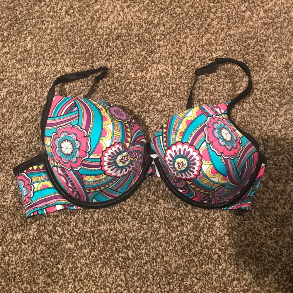 🦄 Cacique Printed Push Up Bra 42 D 🦄