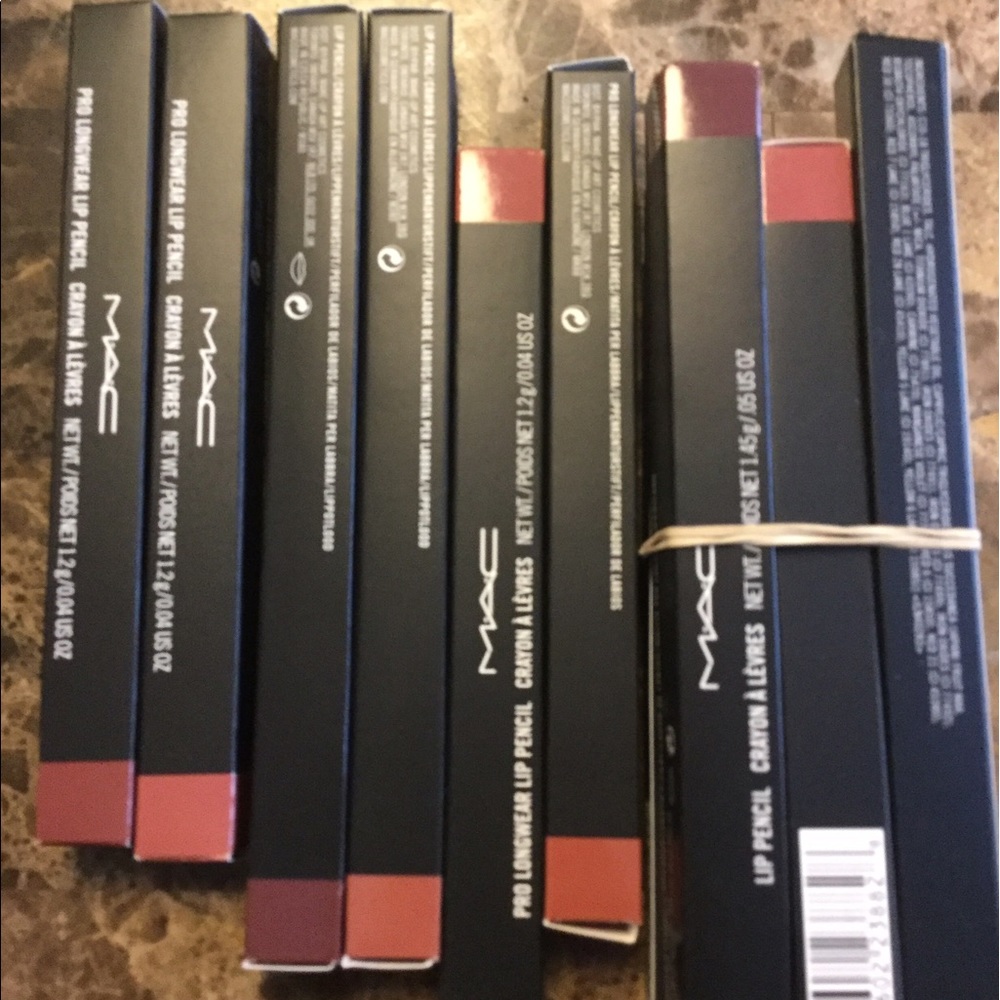 30 pieces Authentic mac brand new eye liner