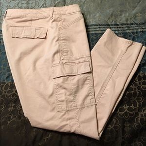 Skinny boyfriend khaki Capri by Gap