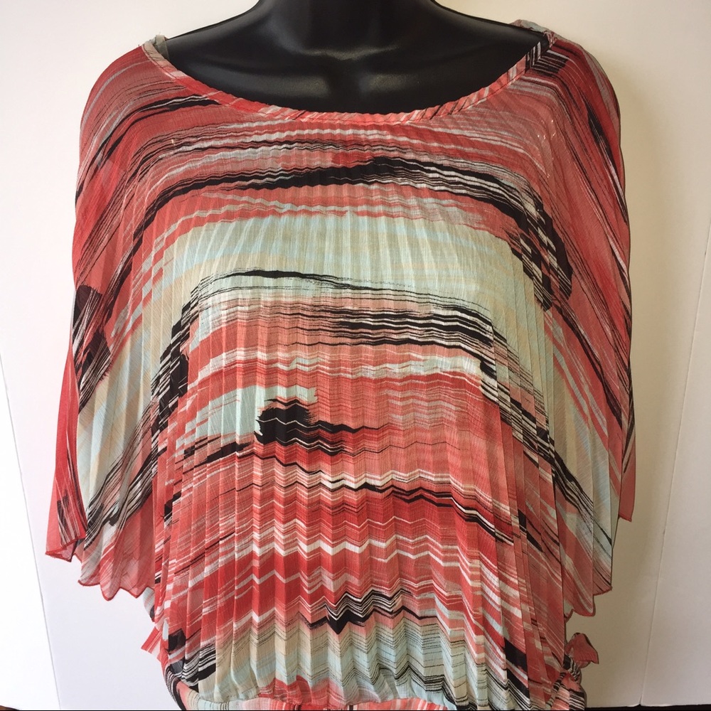 Romeo & Juliet Couture Woman's S pleated blouse