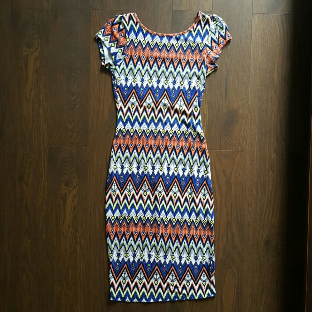IKAT print-cotton-BODY CON MIDI DRESS