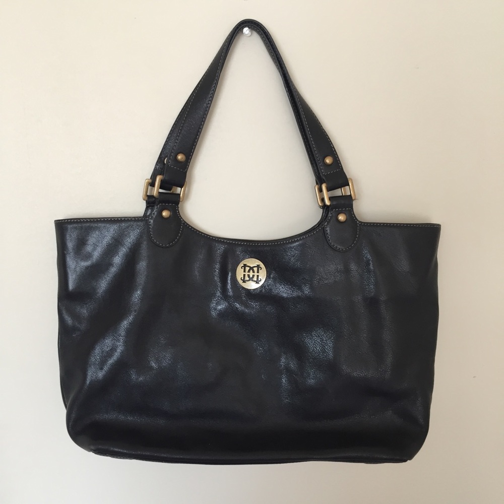 Medium sized black leather bag