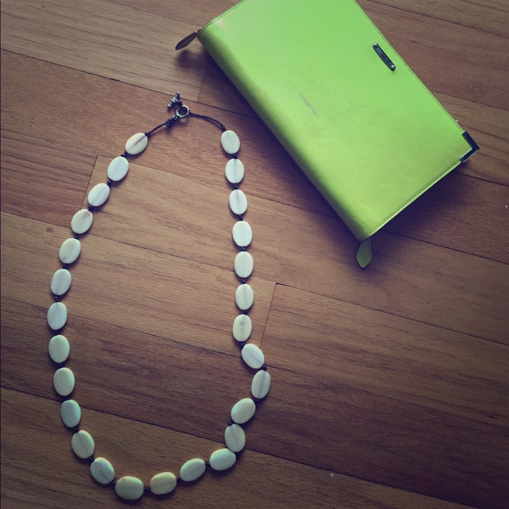 Flat stone necklace