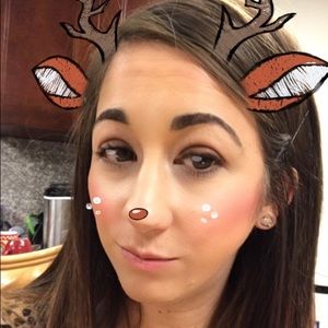 Meet your Posher, Danielle