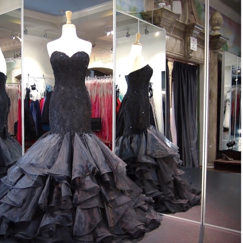 Black Strapless Prom Dress