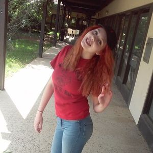 Meet your Posher, Destiny