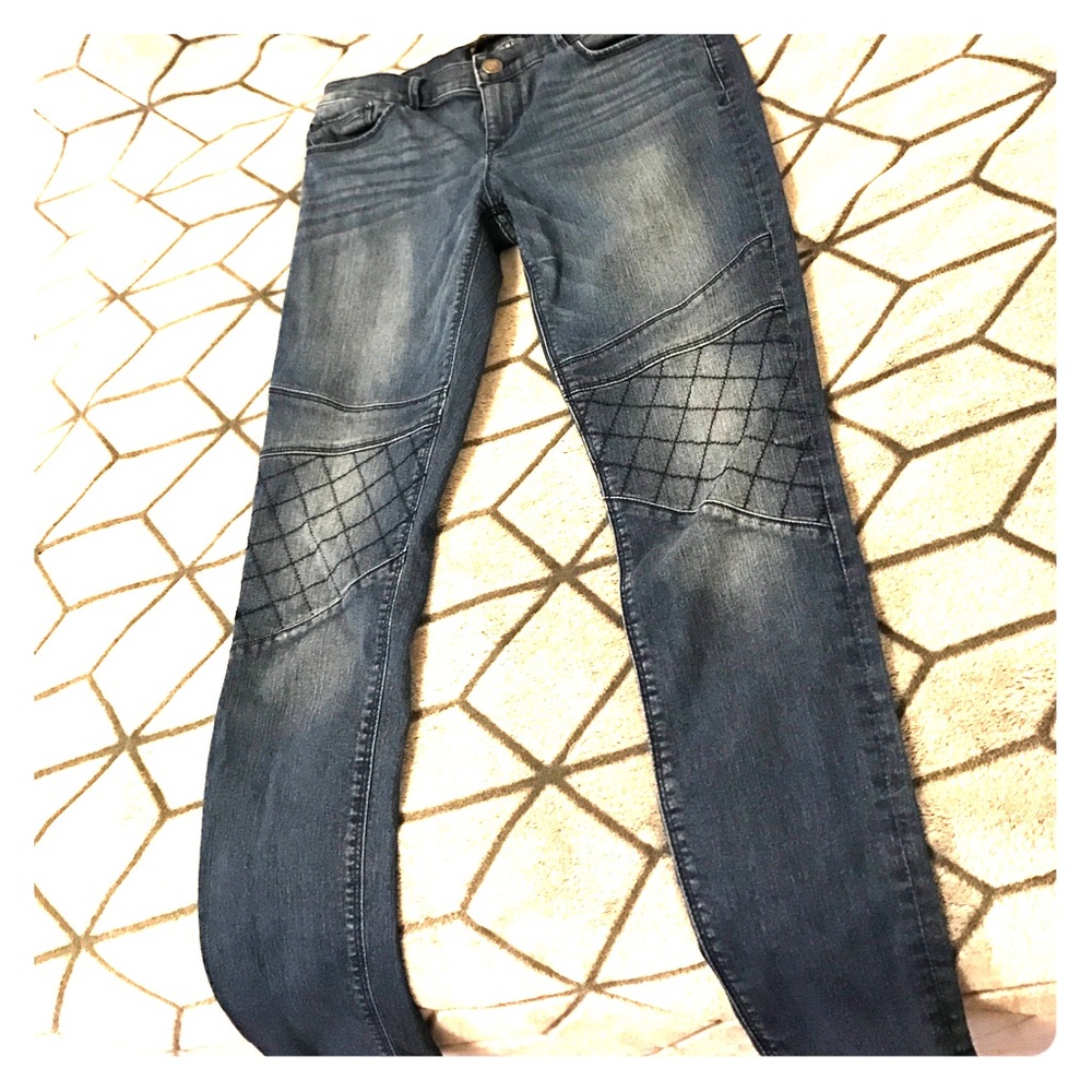 Express Jeans w/ knee stitching