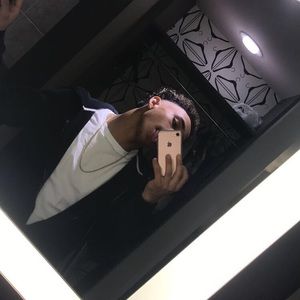 Meet your Posher, Jay