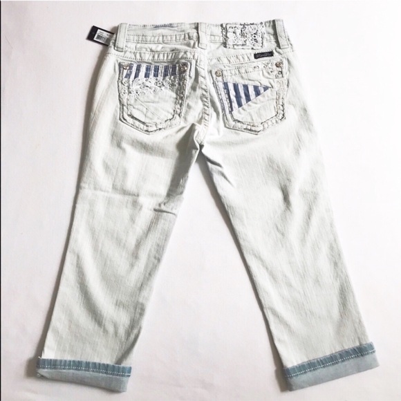 Last one Sz 26🌹Miss me signature cuffed capri - Picture 3 of 5