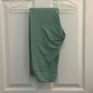 LuLaRoe OS Heathered Sage Green Leggings
