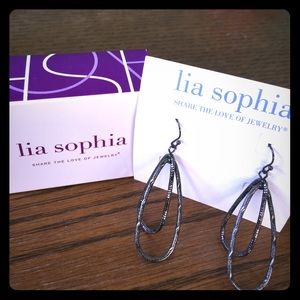 💜Lia Sophia Earrings