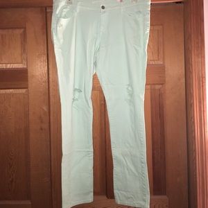 Juniors Arizona distressed jeans