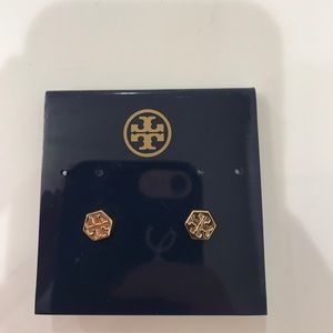 Gold Tory Burch earrings!
