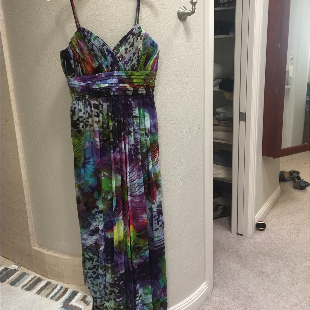 decode 8.1 maxi dress.