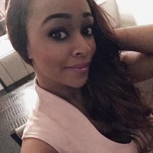 Meet your Posher, Dalia