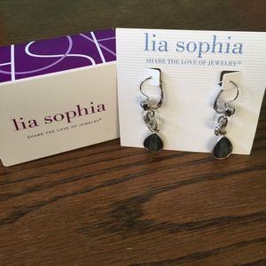 💜Lia Sophia tear drop earrings