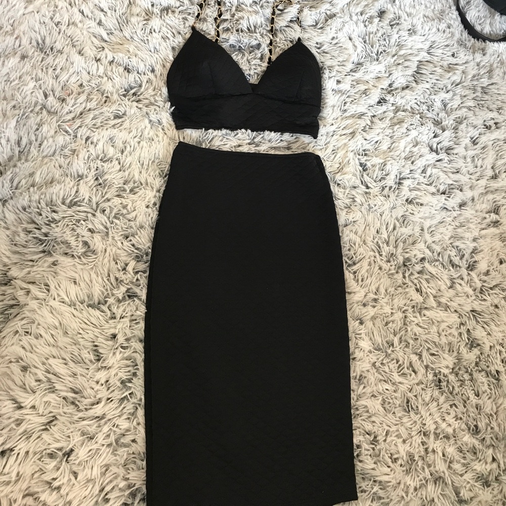 2pc Black pencil skirt and crop top