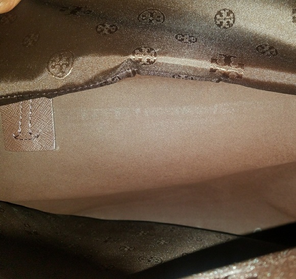 🚨Sold🚨 Authentic Tory Burch York Large Tote - Picture 7 of 8