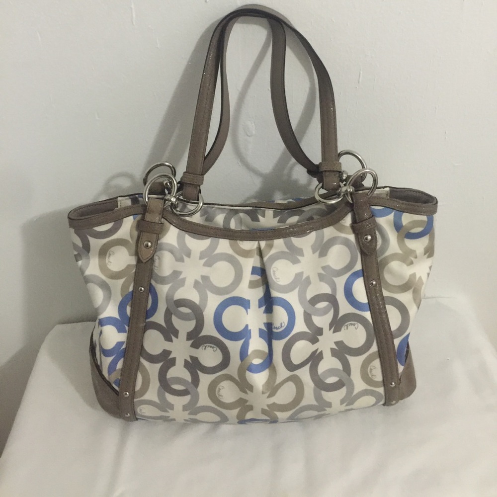 COACH HANDBAG