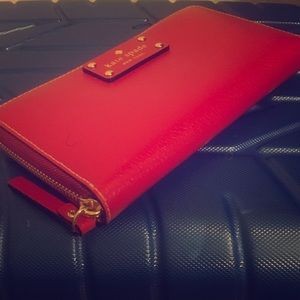 kate spade Wellesley neda wallet