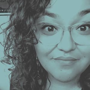 Meet your Posher, Yesenia