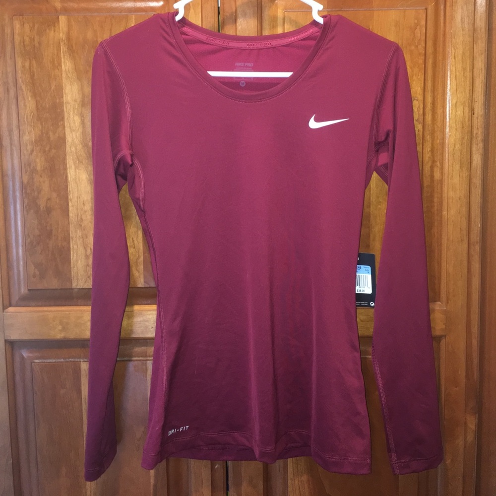 NWT Nike DRI-FIT Long-sleeve Top