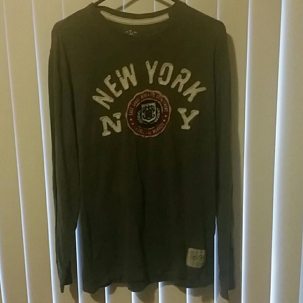 Mens Long sleeve shirt