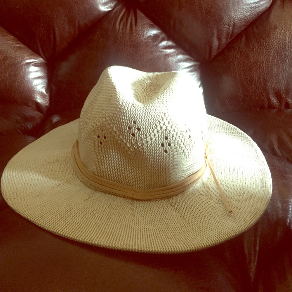 Summer beige hat