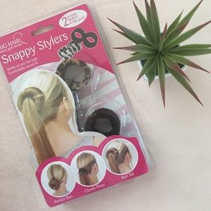 Hair snappy stylers for perfect buns.