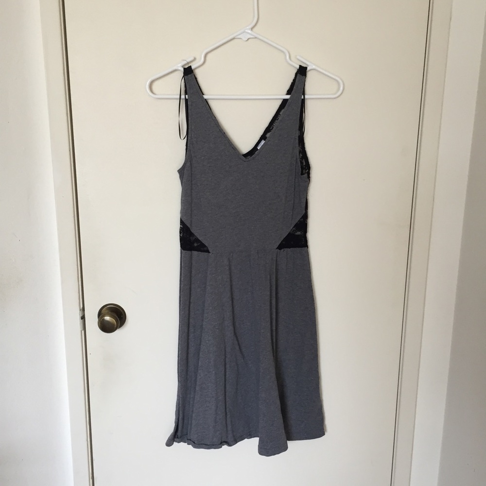Gray sleeveless dress