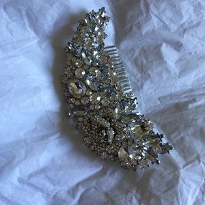 Beautiful bridal hair clip