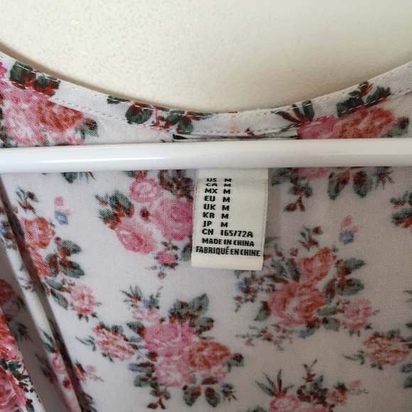 Floral romper - Picture 3 of 3