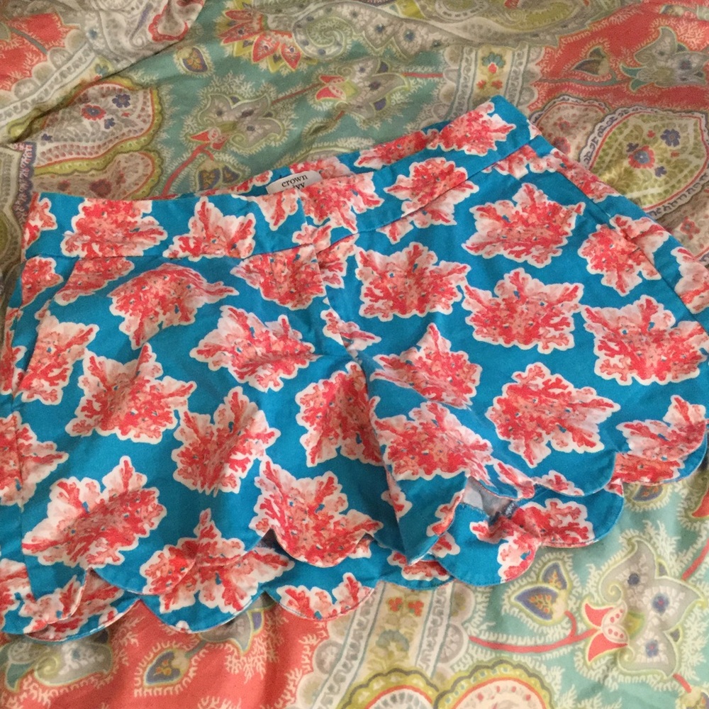Crown and Ivy Coral Reef Shorts