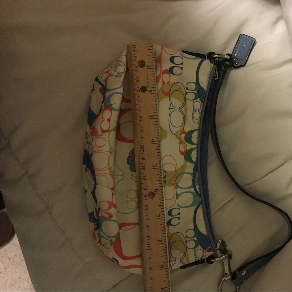 NWOT Small coach purse - Picture 4 of 5