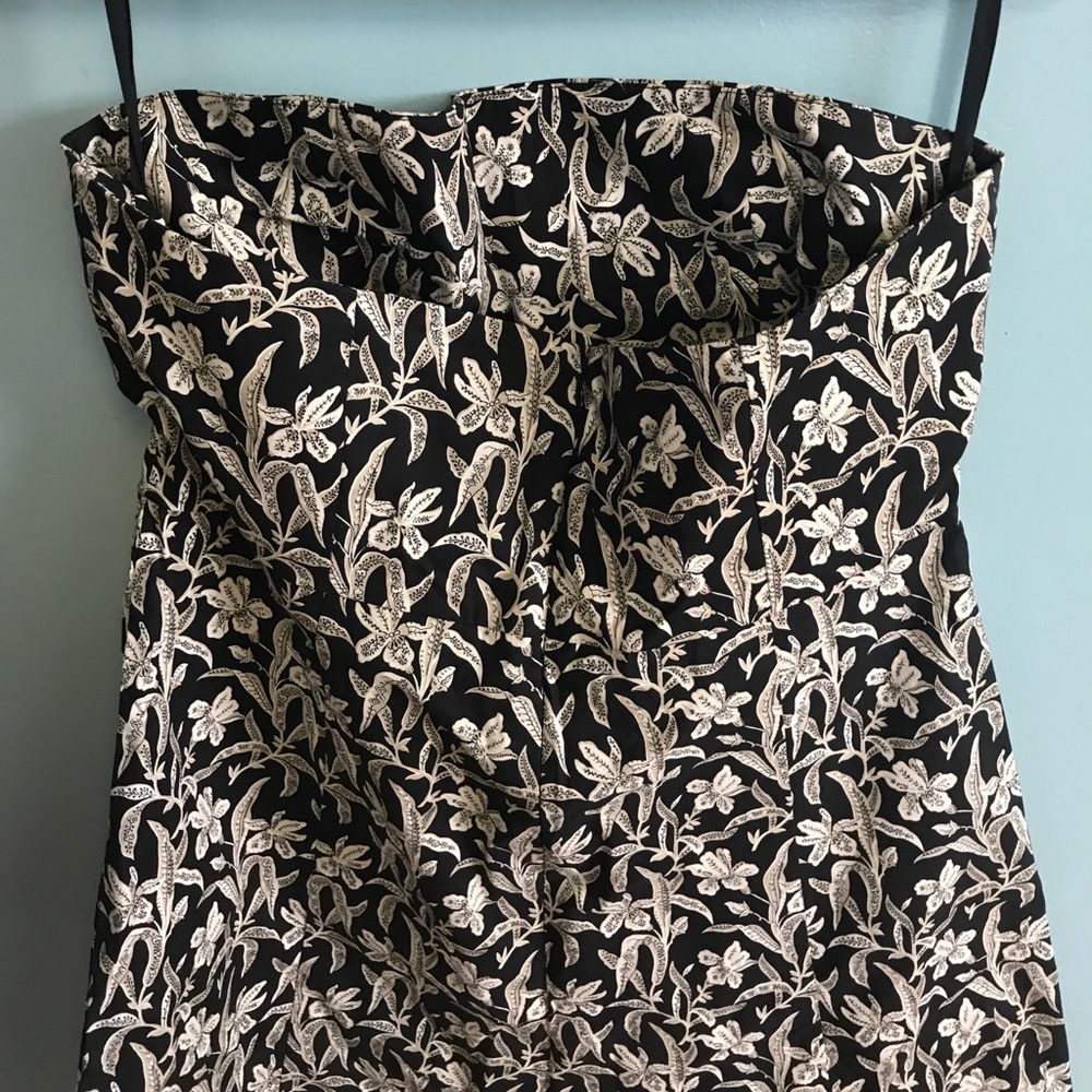 Gap floral strapless dress in black and cream