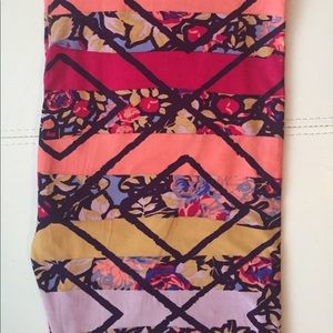 ✨NWT LULAROE TC LEGGINGS✨