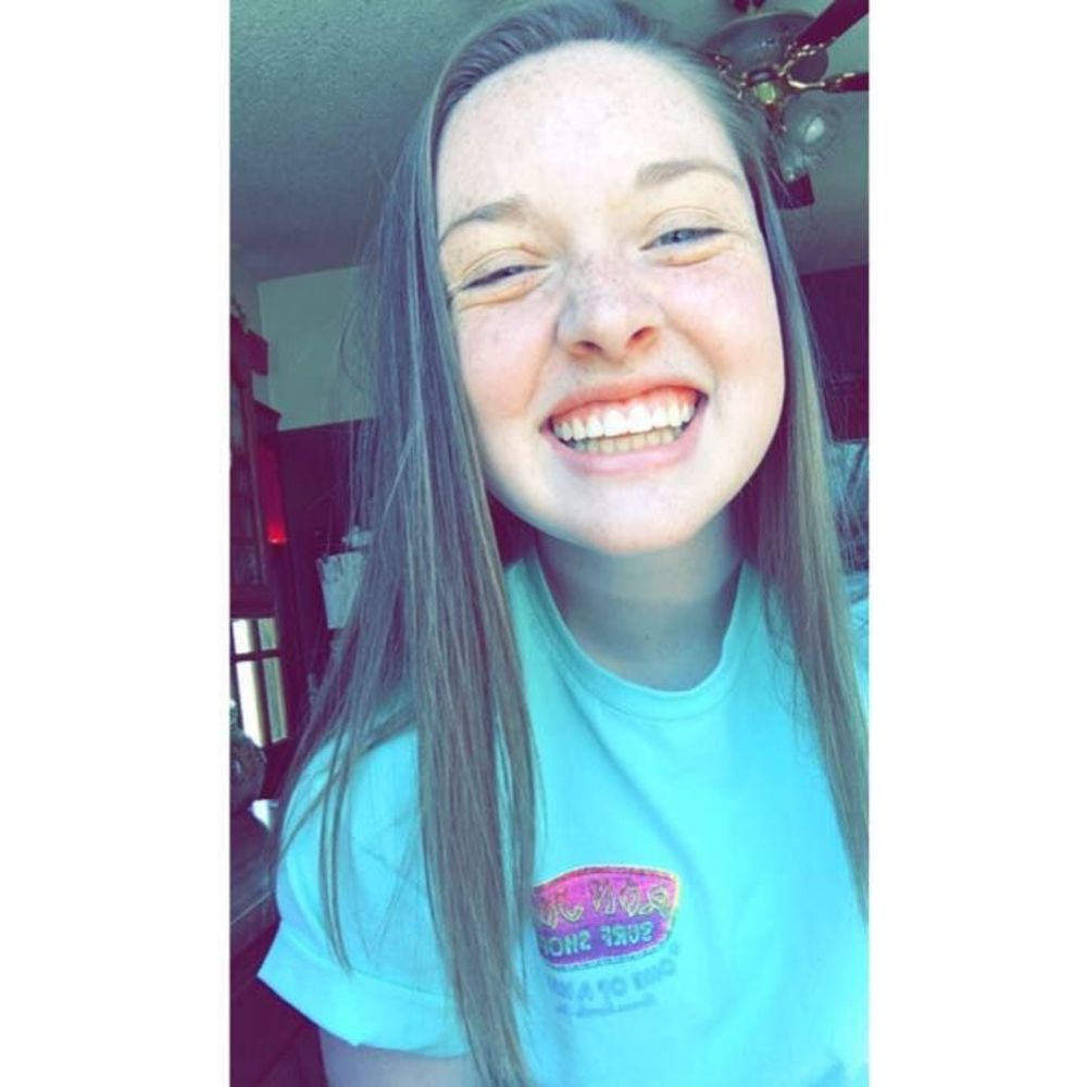 Meet your Posher, Olivia