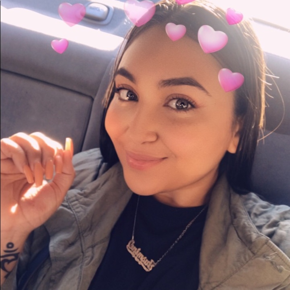 Meet your Posher, Jasmine