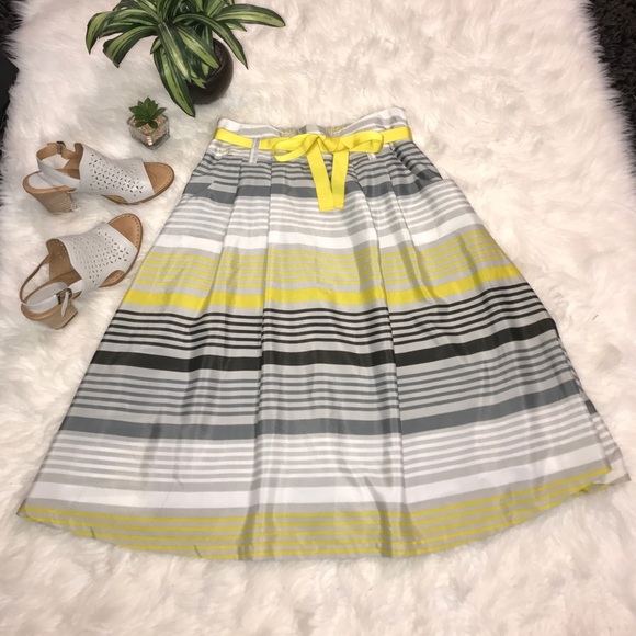 Old Navy Dresses & Skirts - Old navy full skirt