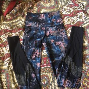 *one day sale* Lululemon leggings size 2