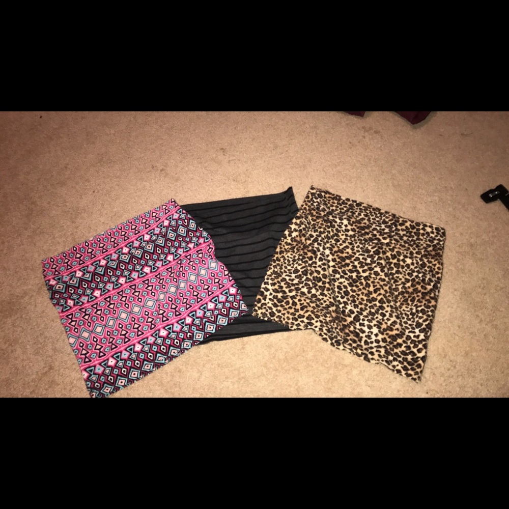 3 pencil skirts all size Medium