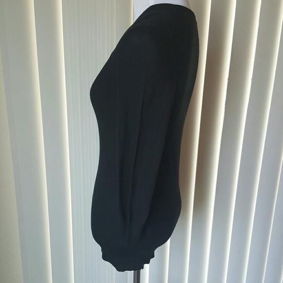 GAP Soft Black Sweater Size XS - Picture 3 of 7