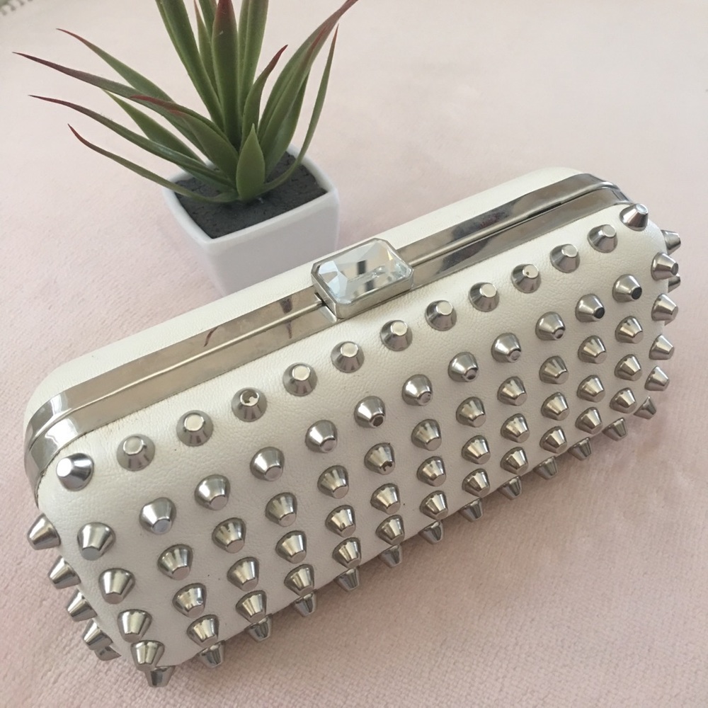 FOREVER 21 White Studded Clutch
