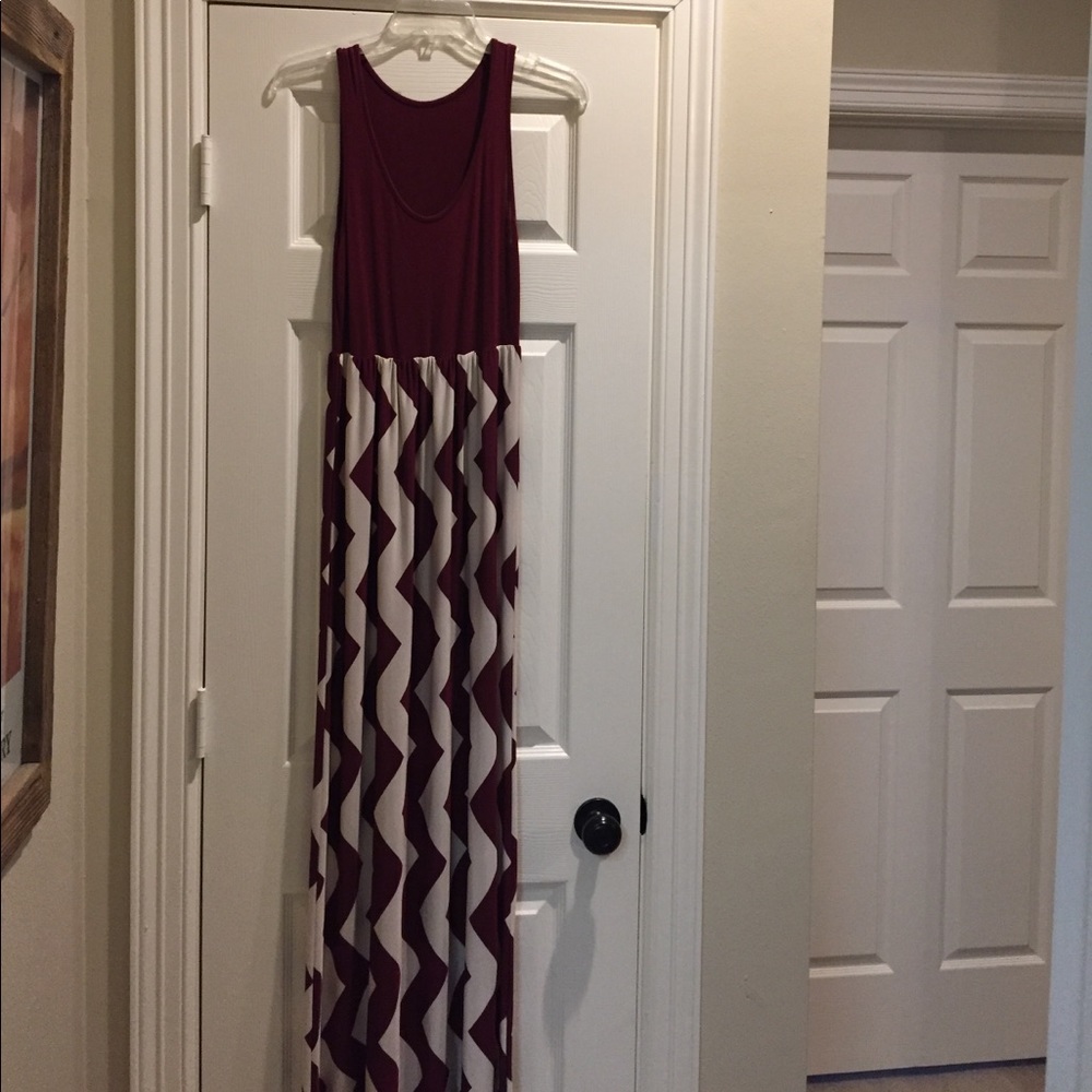 Francesca's Maroon Chevron Maxi