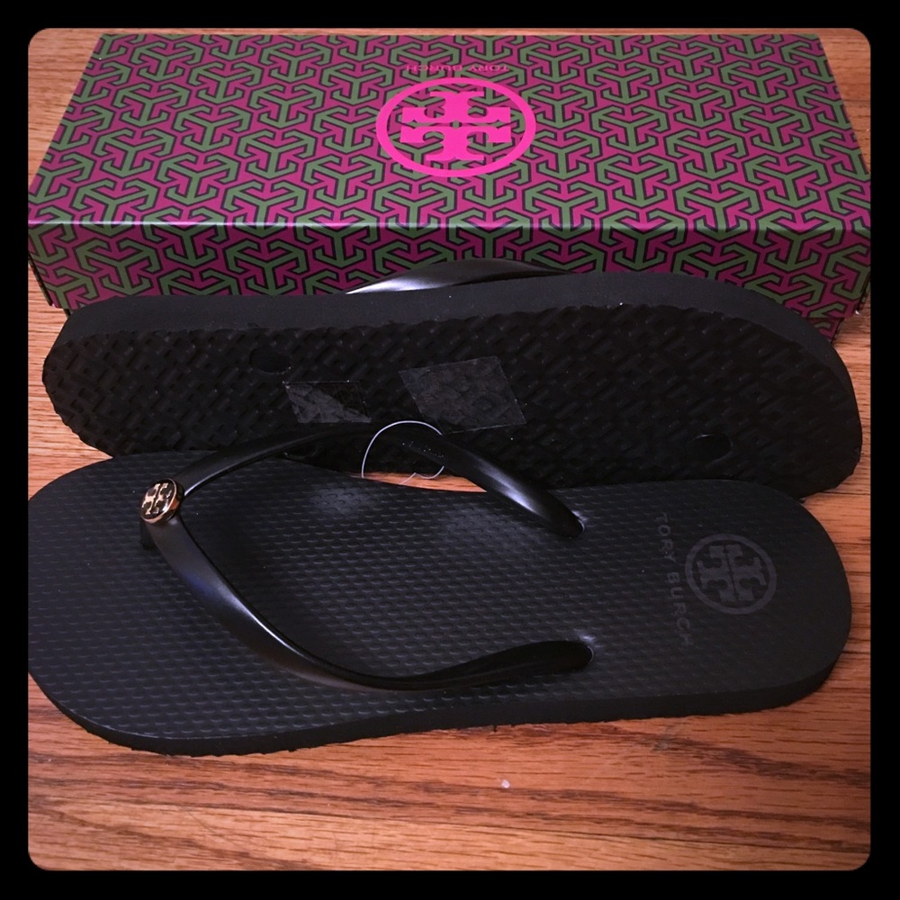 NIB Tory Burch flip flops. Size 9