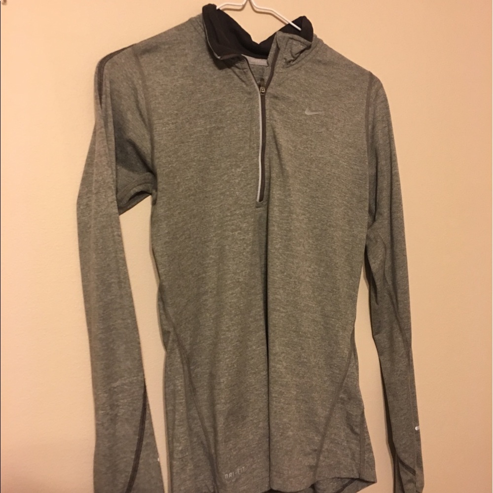 Nike pullover