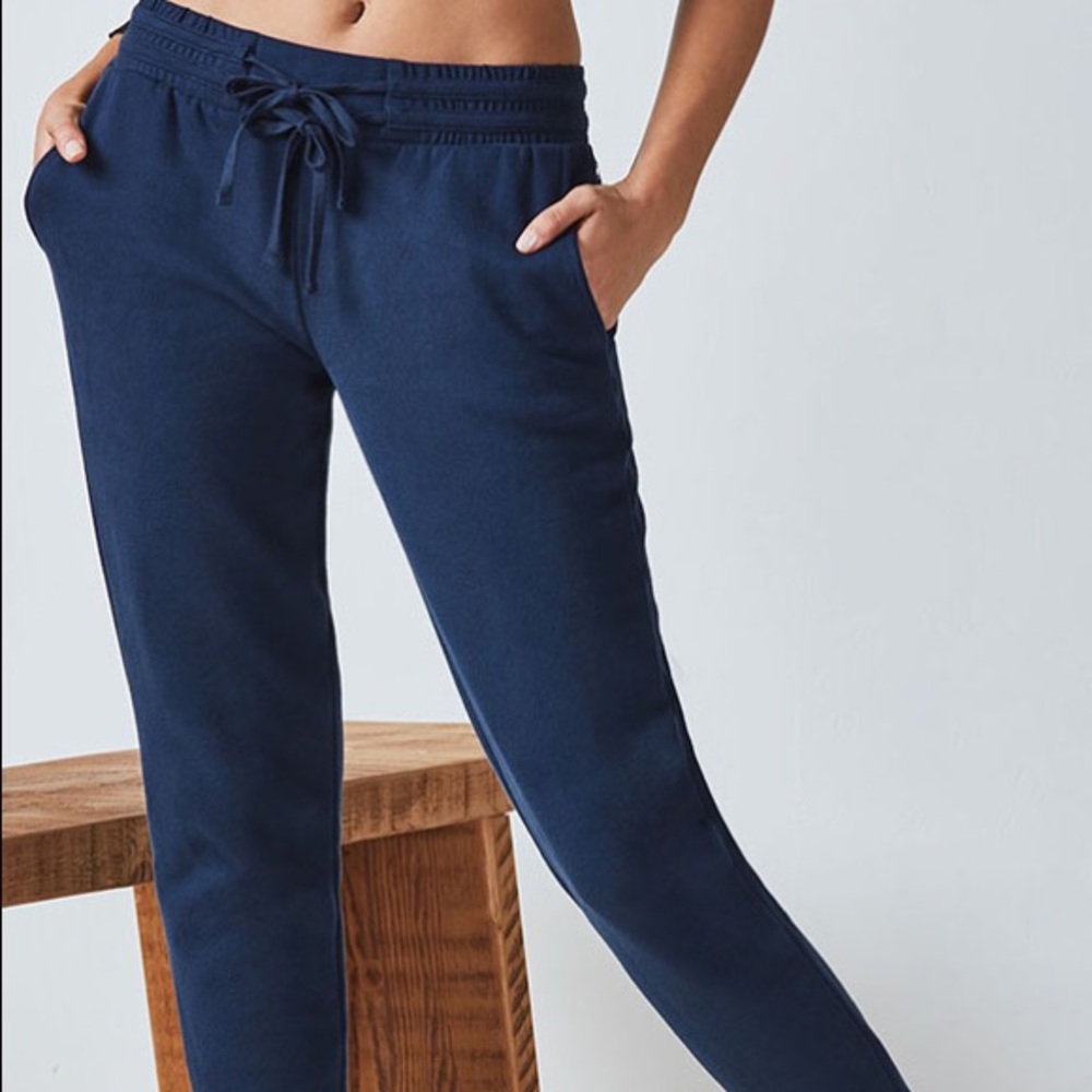 Fabletics Hamilton jogger NWT never been worn