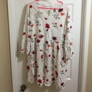 Old navy floral flown dress