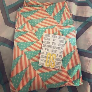 NWT LuLaRoe OS Americana leggings